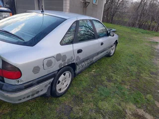 Renault Safrane 1998