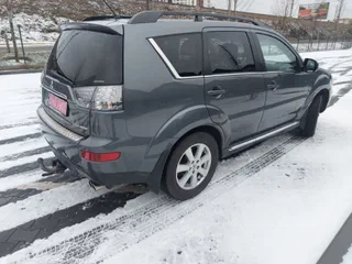 Mitsubishi Outlander 2011