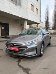Hyundai Elantra 2020
