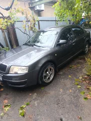 Skoda Superb 2006