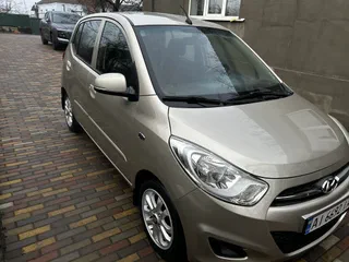 Hyundai i10 2012