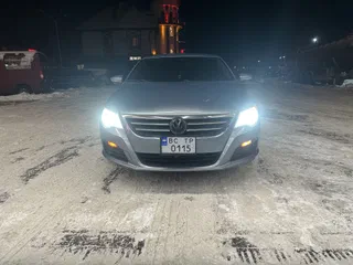 Volkswagen Passat CC 2011