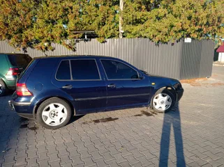 Volkswagen Golf 1998
