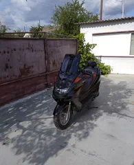 Yamaha  Majesty 2001