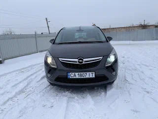 Opel Zafira 2011