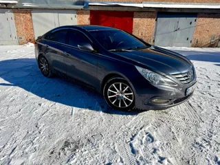 Hyundai Sonata 2010