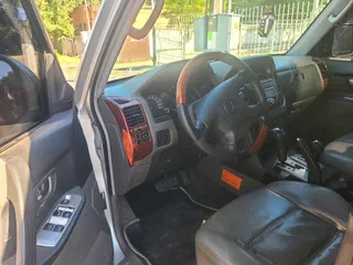 Mitsubishi Pajero 2003