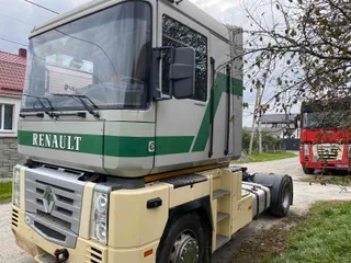 Renault MAGNUM 440dxi 2003