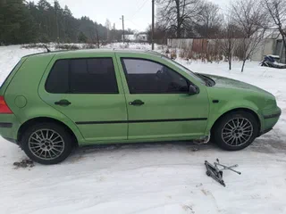 Volkswagen Golf 1998