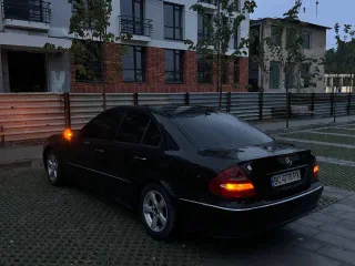 Mercedes-Benz E-Класс 2003
