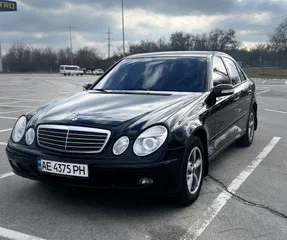 Mercedes-Benz E-Класс 2005
