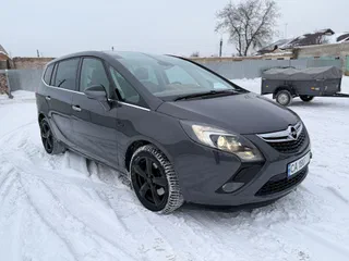 Opel Zafira 2011