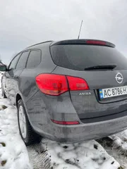 Opel Astra 2012