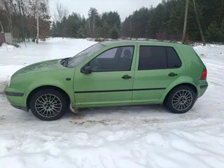 Volkswagen Golf 1998