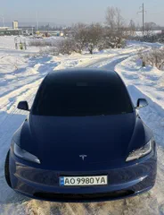 Tesla Model 3 2025