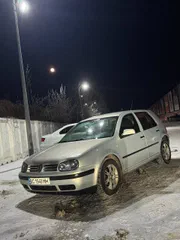 Volkswagen Golf 1998