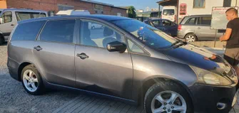 Mitsubishi Grandis 2005