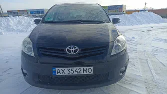Toyota Auris 2010