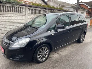 Opel Zafira 2011