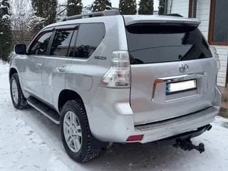 Toyota Land Cruiser Prado 2011
