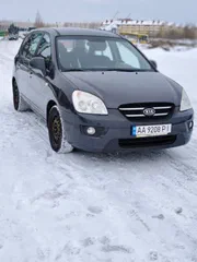 Kia Carens 2008