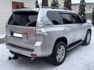 Toyota Land Cruiser Prado 2011