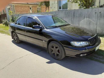 Opel Omega 2002