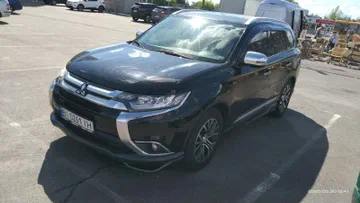 Mitsubishi Outlander 2015