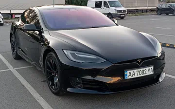 Tesla Model S 2017