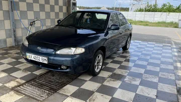 Hyundai Elantra 1995