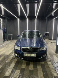 Skoda Superb 2012