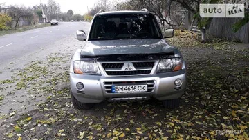Mitsubishi Pajero 2005