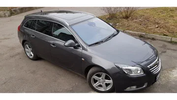 Opel Insignia 2011