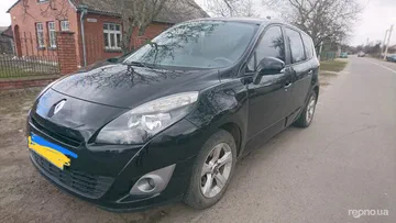 Renault Scenic 2011
