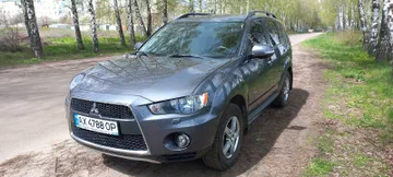 Mitsubishi Outlander 2011
