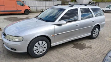 Opel Vectra 2000