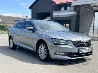 Skoda Superb 2019