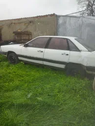 Audi 100 1984