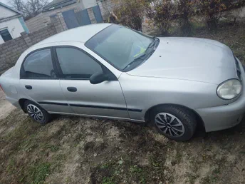 Daewoo Lanos 2001