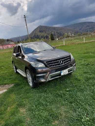 Mercedes-Benz M-Класс 2012