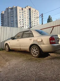 Mazda 323 2003