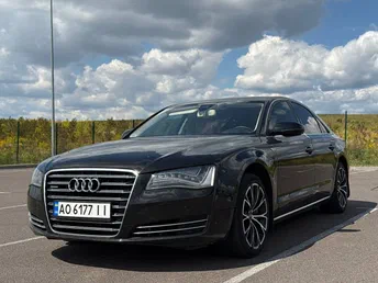 Audi A8 2012