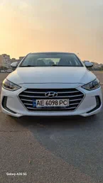 Hyundai Elantra 2016