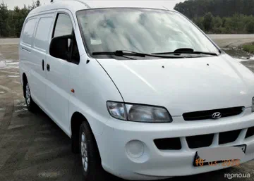 Hyundai H-1 2000