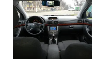 Toyota Avensis 2005