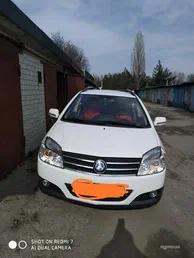 Geely MK Cross 2013