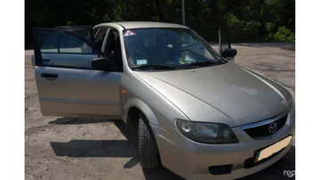Mazda 323 2003