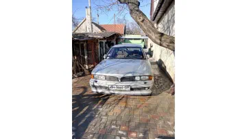 Mitsubishi Sigma 1994