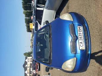 Toyota Yaris 2001
