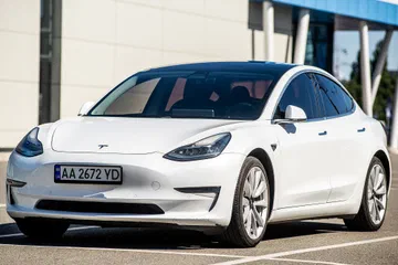 Tesla Model 3 2018